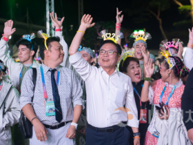 f_관광과(천안흥타령춤축제 모습) (1).png