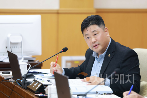 f_4. 방진영 의원 2025.11.07 제291회 제2차 정례회 산업건설위원회 행정사무감사.png