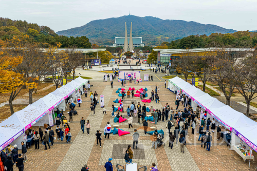 f_251108_보도자료(백석대, 사회적경제 기반 로컬축제 ‘히어로 페스타’ 개막)_사진1.png