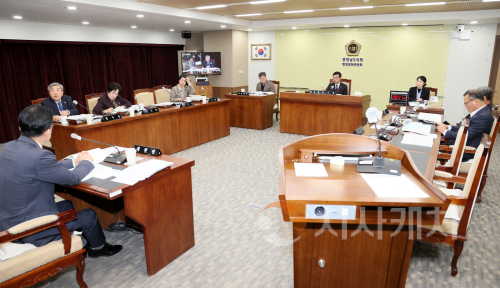 f_251110_행정사무감사 행정문화위원회.png