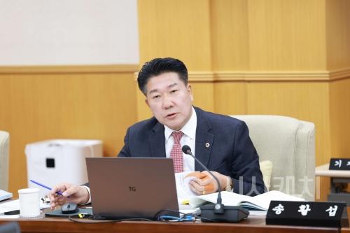 f_6. (사진자료) 송활섭 의원 .jpg