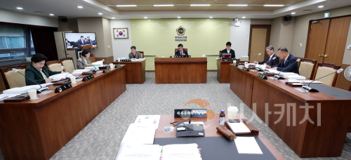 f_251117_제362회 정례회 행정사무감사 행정문화위원회 (1).png