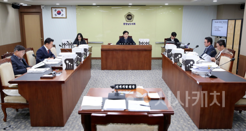 f_251118_제362회 정례회 행정사무감사 기획경제위원회.png