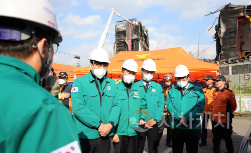 f_251120_제362회 정례회 행정사무감사 기획경제위원회 현장방문 01.png