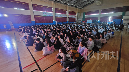 f_1. 학교로 찾아가는 학교폭력예방, 인성교육, 생명존중 뮤지컬 학생 공연 운영 (천안청당초_)(2).png