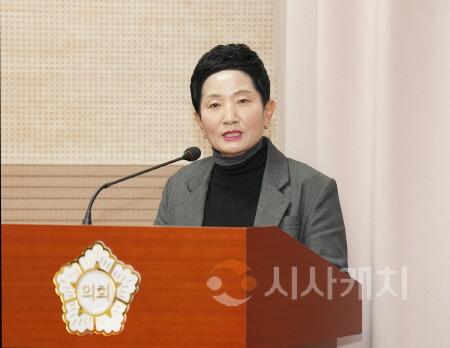 [크기변환]제263회 아산시의회 제2차 정례회_이기애 의원.JPG