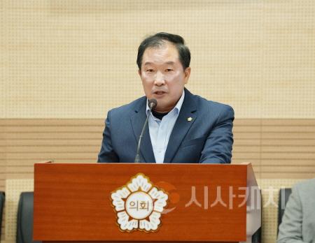 [크기변환]제263회 아산시의회 제2차 정례회_천철호 의원.JPG