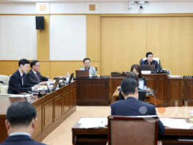 f_1. 행정자치위원회_2025.11.07 제291회 제2차 정례회 행정사무감사.png