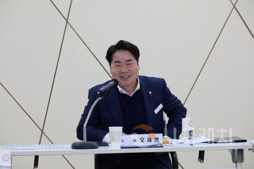 [크기변환]2. 오세현 아산시장 ‘기관·단체 소통행보’ 2일 차 진행 (6).jpg