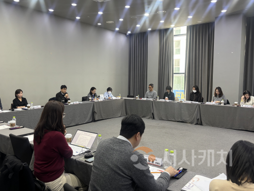 f_[사진] 25.12.03. 충남 FTA센터, 통상이슈 대응 및 내년 사업 계획 논의 위한 협의회 개최.png