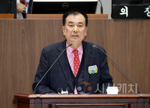 f_251126_제362회 정례회 제3차 본회의 도정 및 교육행정질문_방한일 의원.png