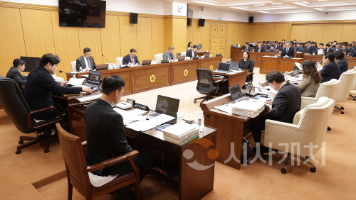 f_(참고사진) 예산결산특별위원회.png