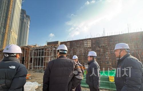 [크기변환]3. 아산시, 동절기 대비 건설현장 안전점검 실시.jpg