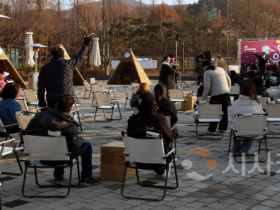 f_251212_보도자료(안서 유니브시티 문화 주간, 천호지 청춘광장서 청년·시민 협력 축제 성료) 2.png