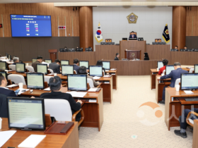 f_251215_제362회 정례회 제4차 본회의.png