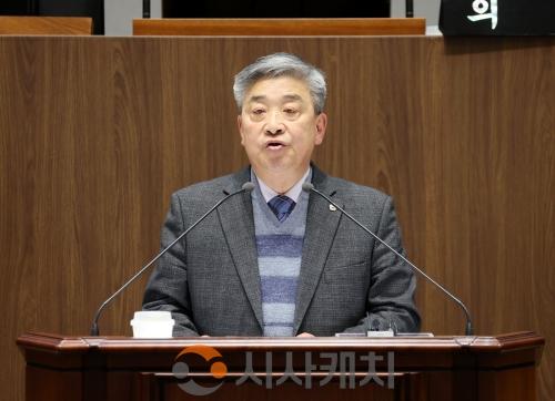 f_260120_제363회 임시회 제1차 본회의 해수유통 특별법 제정 촉구 건의안_전익현 의원 대표발의 제안설명.JPG