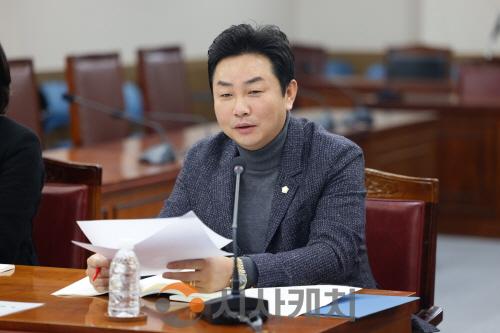 [크기변환]김철환 의원3.jpeg