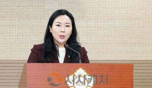 [크기변환]제264회 임시회 조례 발의 김은아 의원.JPG