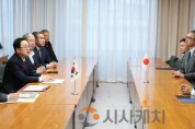 [크기변환]1. 대전시 일본 삿포로와 실리협력 강화-삿포로 시장 면담4.jpg