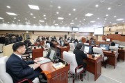 [크기변환]사진_제264회 아산시의회 임시회 개회(3).JPG