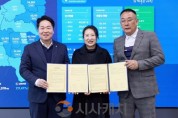 [크기변환]2. 이민식·이숙희·이원호·이사벨·이태호 가족, 아산시와 백미 지원 협약 체결(2).jpg