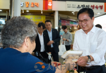 김석필 천안시장 권한대행, 설 앞두고 전통시장 안전 점검