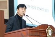 [크기변환]사진_제264회 아산시의회 임시회 5분 자유발언하는 명노봉 의원 (2).JPG
