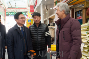 f_일자리경제과(김석필 권한대행 설명절 전통시장 방문-성정시장) (1).png