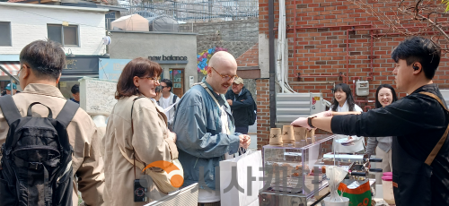 f_K컬처박람회추진과(서울 북촌서 2026 K-컬처박람회 팝업 홍보) (1).png