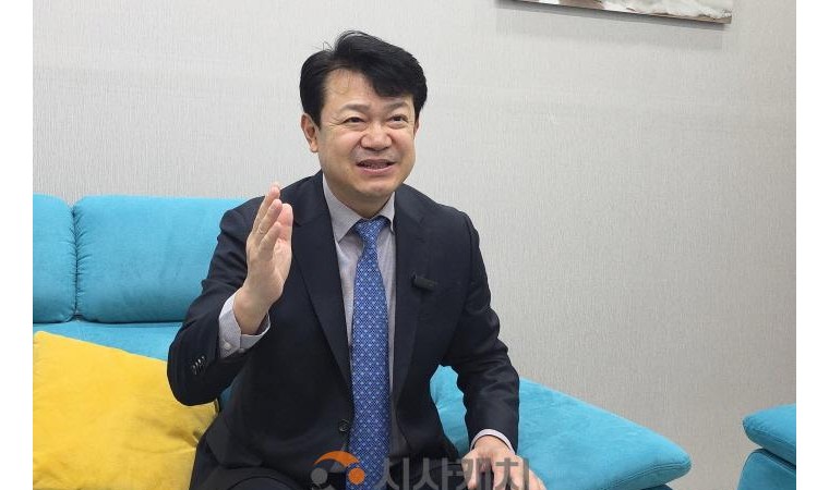 [인터뷰] 복기왕 국회의원, “눈치 보지 않고 잘못 모질게 지적하고 아산세무서 약속의 자리로 옮기겠다”