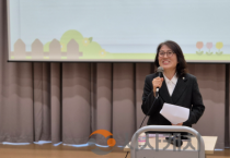 f_‘3월 시작의 달, 두려움을 용기로 바꾸는 부모의 첫 걸음’. 1.png