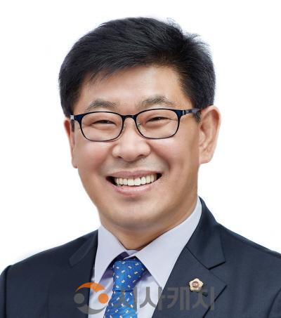 [크기변환]오인철 원판사진.jpg