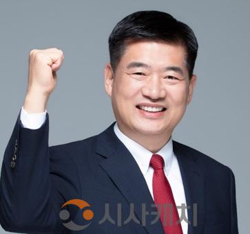 [포맷변환]국민의힘 아산시장 후보 맹의석 사진.jpg