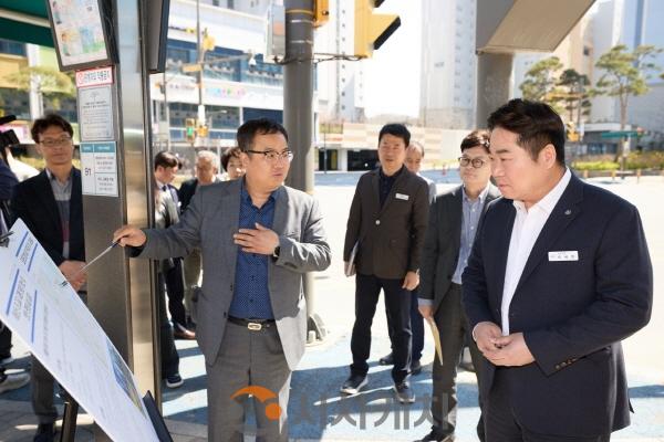 [크기변환]1. 오세현 아산시장 "시민·학생 안전 최우선”… 현장 행보 가속화(3).jpg