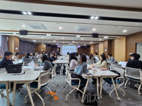 f_사진1_충남교육청, 교육청-지자체 교육협력 위한 ‘맞손’.png